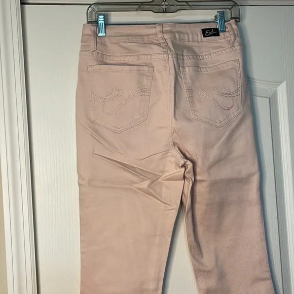 Earl jeans light pink color - Picture 3 of 3